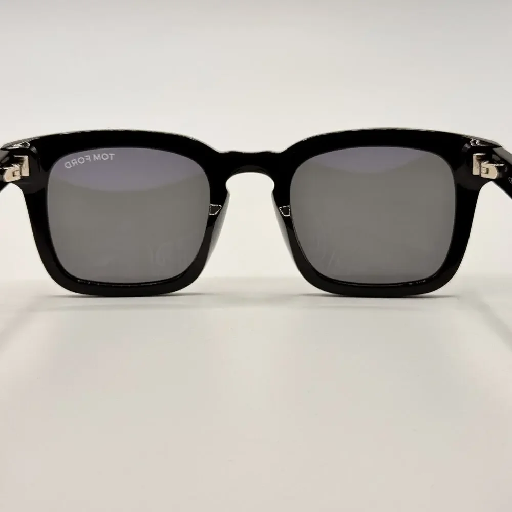 Tom Ford Sunglasses Dax TF751-N 01A Black Square Frame Gray Lens 50-22-145 New